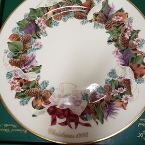 Lennox Christmas plate